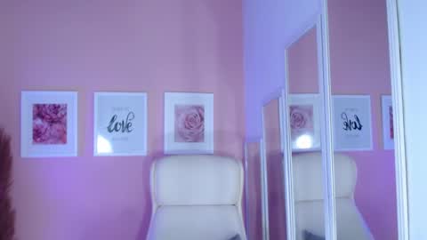 Snapshot of maria_jones chatting on 12.26.24 Instagram soymj01 online show from 12.26.24