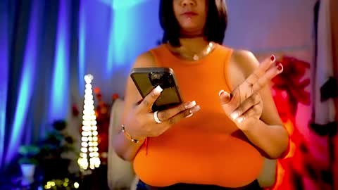 Snapshot of mariicha chatting on 12.30.24 Nikita - Scroll down and read my bio please. New Pictures in Bio online show from 12.30.24