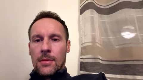 Snapshot of mark__39 chatting on 11.03.25 Mark online show from 11.03.25