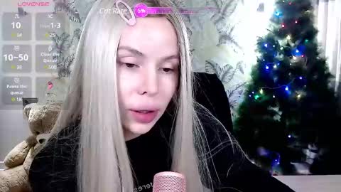 Snapshot of marmalade_fox chatting on 01.04.25 Marmalade Fox online show from 01.04.25