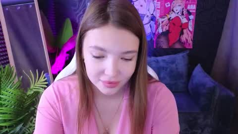 Snapshot of marshmelany chatting on 10.08.25 marshmelany online show from 10.08.25