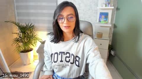 Snapshot of martiiinaa_ chatting on 11.07.25 Martina online show from 11.07.25