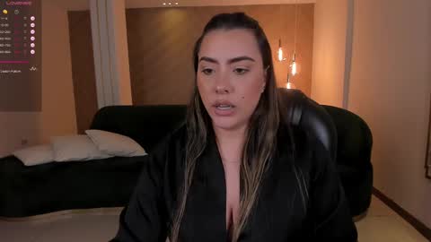 Snapshot of martinnabonnet chatting on 02.18.25 Martinna Bonnet online show from 02.18.25