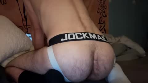 Snapshot of masculinehole chatting on 09.27.25 Masculine Hole online show from 09.27.25