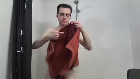 Snapshot of maskbaby2 chatting on 09.20.25 greenhot2 online show from 09.20.25