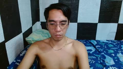 Snapshot of massive_boner02 chatting on 01.15.25 massive_boner02 online show from 01.15.25