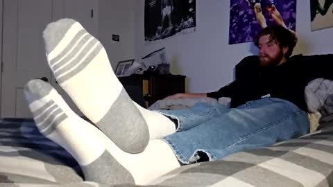 Snapshot of masterevan15 chatting on 03.10.25 CanuckSoles online show from 03.10.25