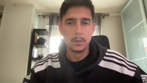 Snapshot of matahavi chatting on 10.29.25 Aaron online show from 10.29.25