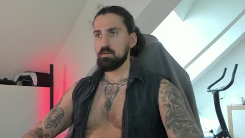 Snapshot of mateohalifa chatting on 01.15.25 mateohalifa online show from 01.15.25