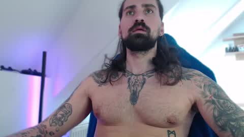 Snapshot of mateohalifa chatting on 03.11.25 mateohalifa online show from 03.11.25