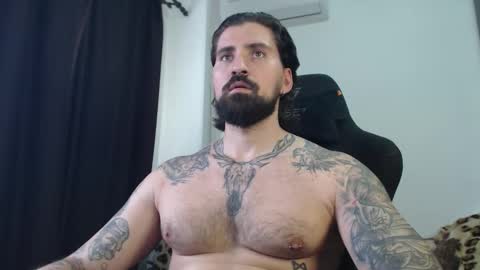 Snapshot of mateohalifa chatting on 09.10.25 mateohalifa online show from 09.10.25