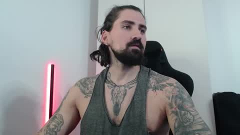 Snapshot of mateohalifa chatting on 10.11.25 mateohalifa online show from 10.11.25