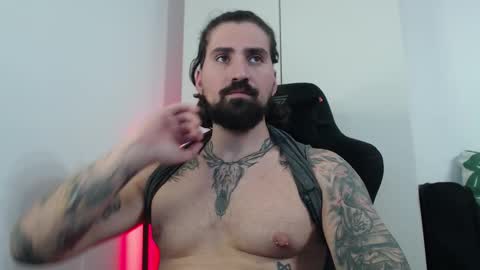 Snapshot of mateohalifa chatting on 10.12.25 mateohalifa online show from 10.12.25