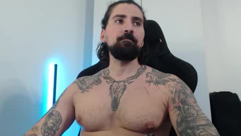 Snapshot of mateohalifa chatting on 10.25.25 mateohalifa online show from 10.25.25