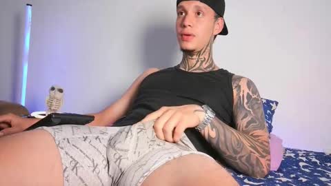 Snapshot of matthewjones1 chatting on 09.16.25 Matt online show from 09.16.25