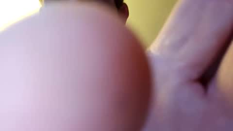 Snapshot of mattsnicecock chatting on 12.03.24 mattsnicecock online show from 12.03.24