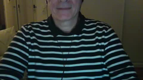 Snapshot of maturehotman chatting on 12.01.24 maturehotman online show from 12.01.24