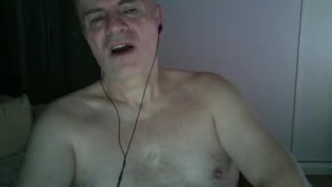 Snapshot of maturehotman chatting on 01.30.25 maturehotman online show from 01.30.25