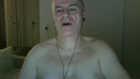 Snapshot of maturehotman chatting on 03.01.25 maturehotman online show from 03.01.25