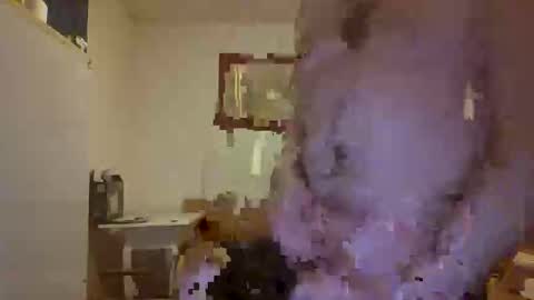 Snapshot of max_arahnofob chatting on 11.05.25 Max Bax online show from 11.05.25