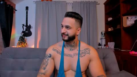 Snapshot of max_dic1 chatting on 12.20.24 max D. online show from 12.20.24