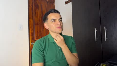 Snapshot of max_lancaster chatting on 12.29.24 Max Lancaster online show from 12.29.24