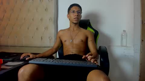 maxvibe420 online show from 09.22.25