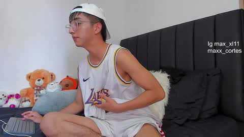 Snapshot of maxx_cortes chatting on 02.02.25 maxx_cortes online show from 02.02.25