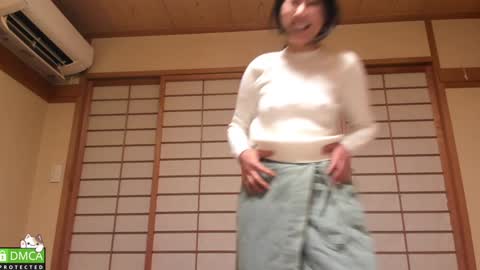 Snapshot of maybenanako chatting on 01.13.25 Nanako online show from 01.13.25