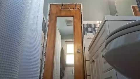 Snapshot of mcmuffin1827 chatting on 11.03.25 Mcmuffin1827 online show from 11.03.25