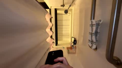 Snapshot of mdurand1137 chatting on 10.20.25 Dens cam online show from 10.20.25