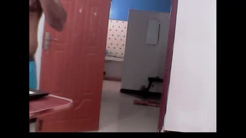 Snapshot of me_hai12 chatting on 12.11.24 me_hai12 online show from 12.11.24