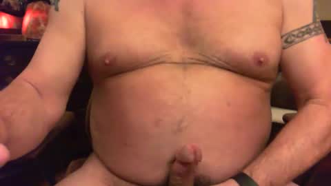 Snapshot of medfirebear chatting on 02.24.25 medfirebear online show from 02.24.25