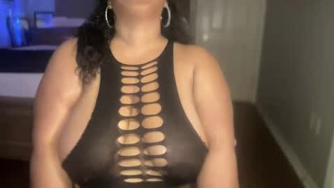 Snapshot of meetsouthernpeach chatting on 03.01.25 Southern Peach online show from 03.01.25