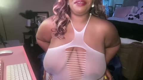 Snapshot of meetsouthernpeach chatting on 09.09.25 Southern Peach online show from 09.09.25