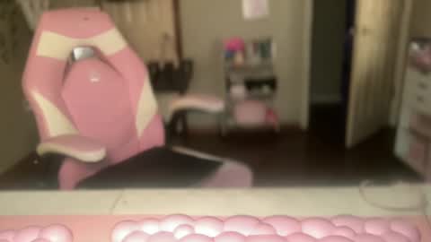 Snapshot of meetsouthernpeach chatting on 09.29.25 Southern Peach online show from 09.29.25