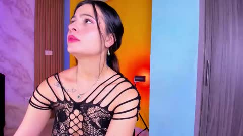 Snapshot of megan_star73 chatting on 09.23.25 Megan online show from 09.23.25