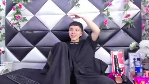 Snapshot of megan_thompsonn_ chatting on 09.28.25 megan_thompsonn_ online show from 09.28.25