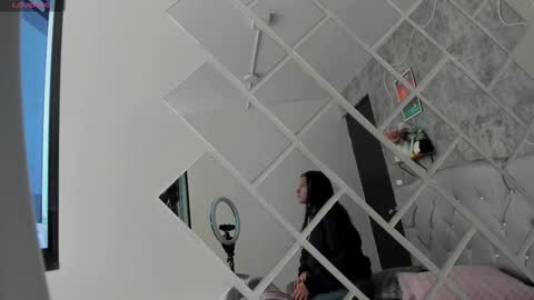 Snapshot of megan_xoxo1 chatting on 09.17.25 Megan online show from 09.17.25