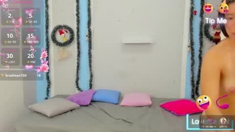 Snapshot of meganqueen2 chatting on 12.27.24 Megan Queen online show from 12.27.24