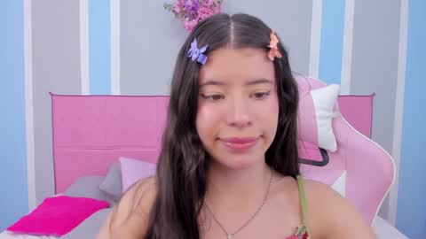 Snapshot of meganqueen2 chatting on 01.21.25 Megan Queen online show from 01.21.25