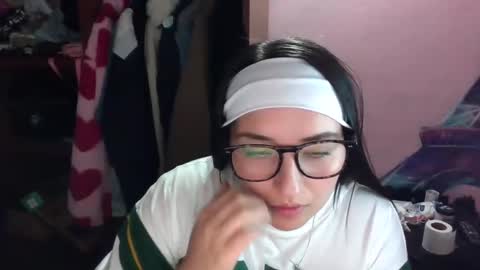 Snapshot of melani1103 chatting on 11.04.25 melani1103 online show from 11.04.25