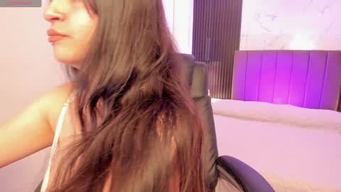 Snapshot of melany_heaven chatting on 12.20.24 melany_heaven online show from 12.20.24