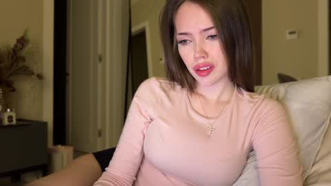 Snapshot of melanybunny chatting on 02.07.25 Adel online show from 02.07.25