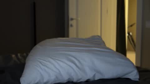 Snapshot of melanybunny chatting on 10.02.25 Adel online show from 10.02.25