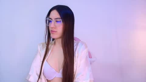 M E L I S S A  online show from 10.16.25