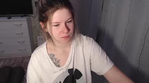 Snapshot of melissa__ray chatting on 01.31.25 Melissa Ray online show from 01.31.25