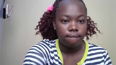 Snapshot of mellcy chatting on 01.04.25 mell online show from 01.04.25