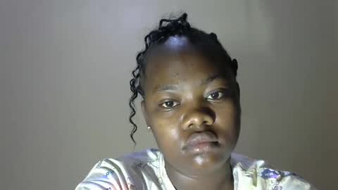 Snapshot of mellcy chatting on 01.20.25 mell online show from 01.20.25