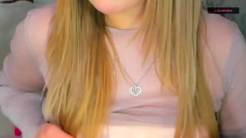 Snapshot of melmooon chatting on 12.16.24 MelMooon online show from 12.16.24